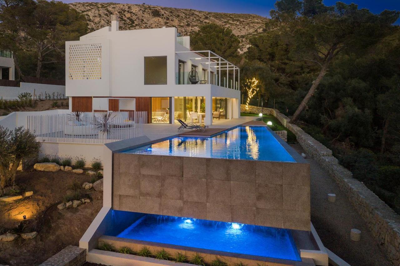 Brand New Luxury Infinity Pool & Views Villa Alcudia (Mallorca)