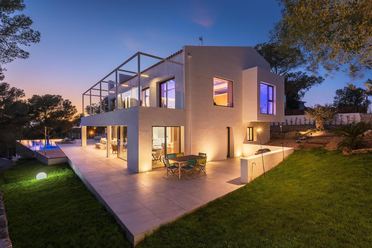 Brand New Luxury Infinity Pool & Views Villa